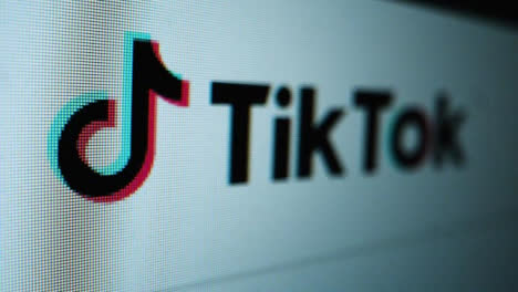 Tracking-Shot-of-the-Tik-Tok-Logo